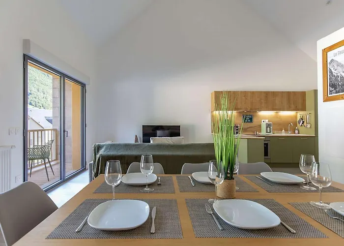 De Gamme 3 Avec Terrasse Et Jardin - Fr-1-401-317 * Котре